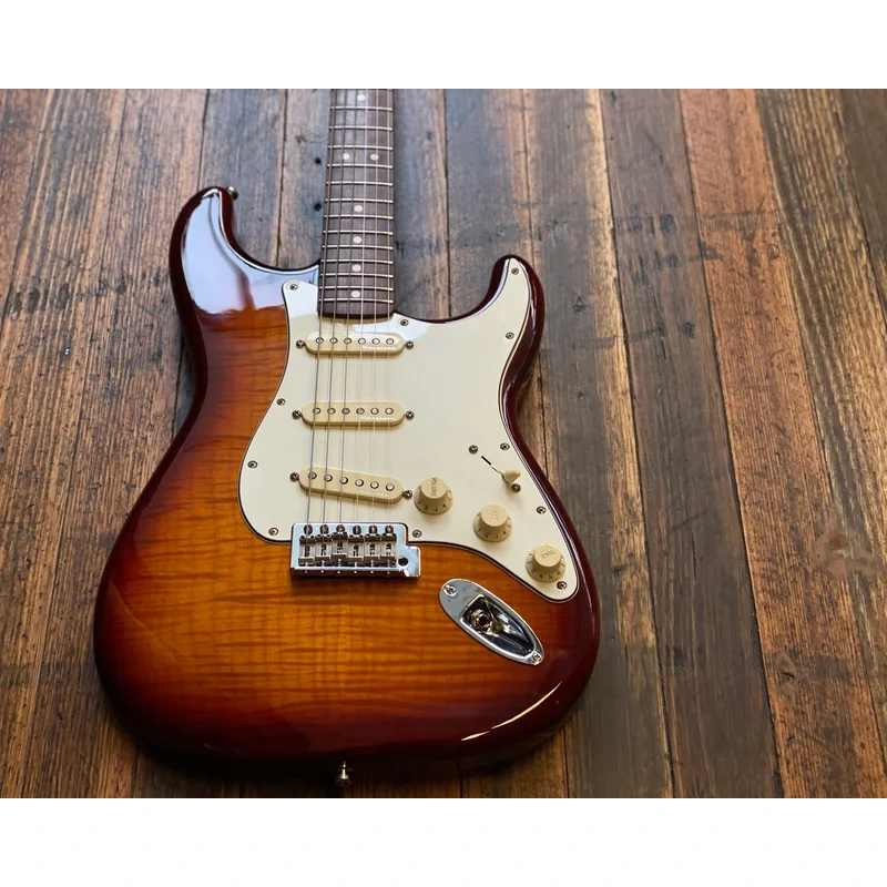 ’17 Fender Standard Stratocaster Plus Top – Noiseless Hotrod!