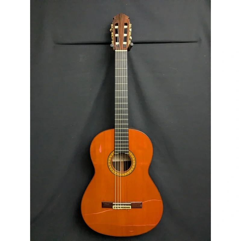 1970 Yamaha GC5 Classical Guitar (used)