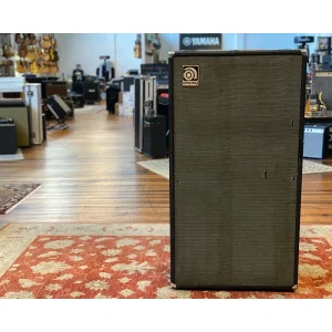 1970s Ampeg SVT 810 – The Original Work Horse