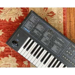 1986 ELKA EK22 Analog Synthesiser