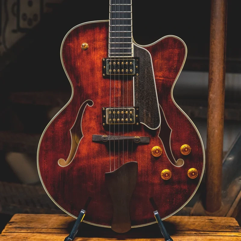 2007 Eastman AR803CE Electric Guitar, Dark Natural w/OHSC – Used