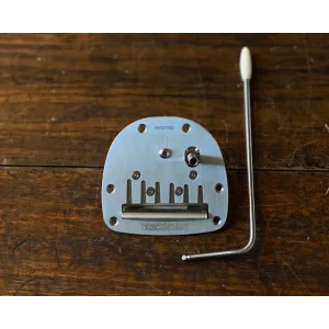 2023 Descendant Vibrato System – Right Handed