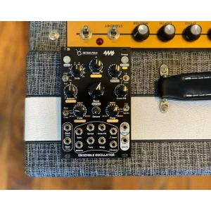 4ms Ensemble Oscillator – Black