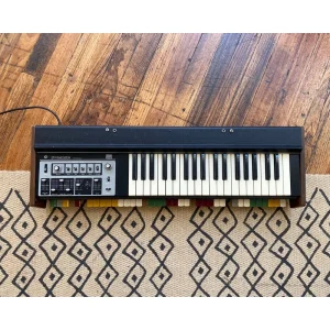 ’75 Roland SH-2000 Analog Synthesiser