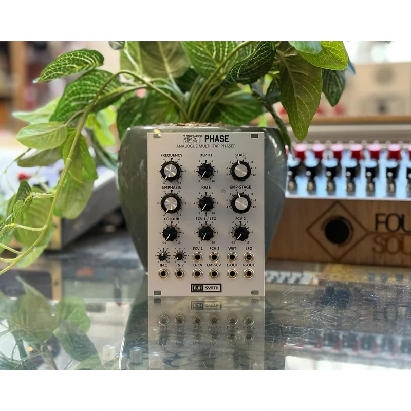 AJH Synth Next Phase