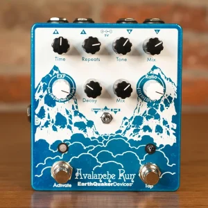 Earthquaker Avalanche Run V2 Stereo Delay Reverb – Used