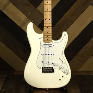 Fender 2017 Ed O’Brien Stratocaster With Gig Bag – Used