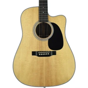 Martin DC28E Dreadnought with Fishman Aura VT – Used