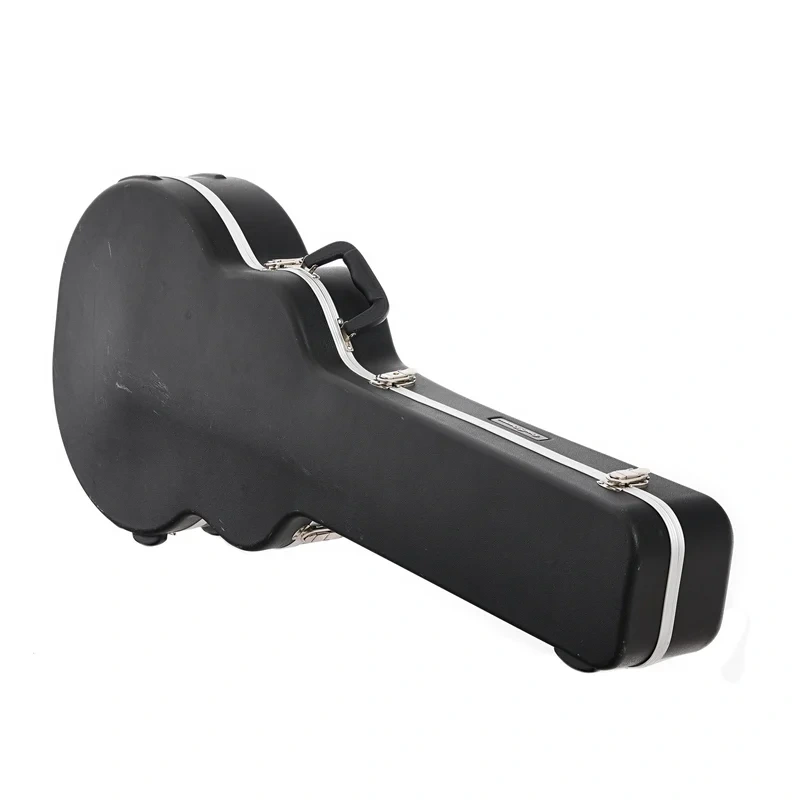 Road Runner Jumbo Thermoplastic Hardshell Case (recent)