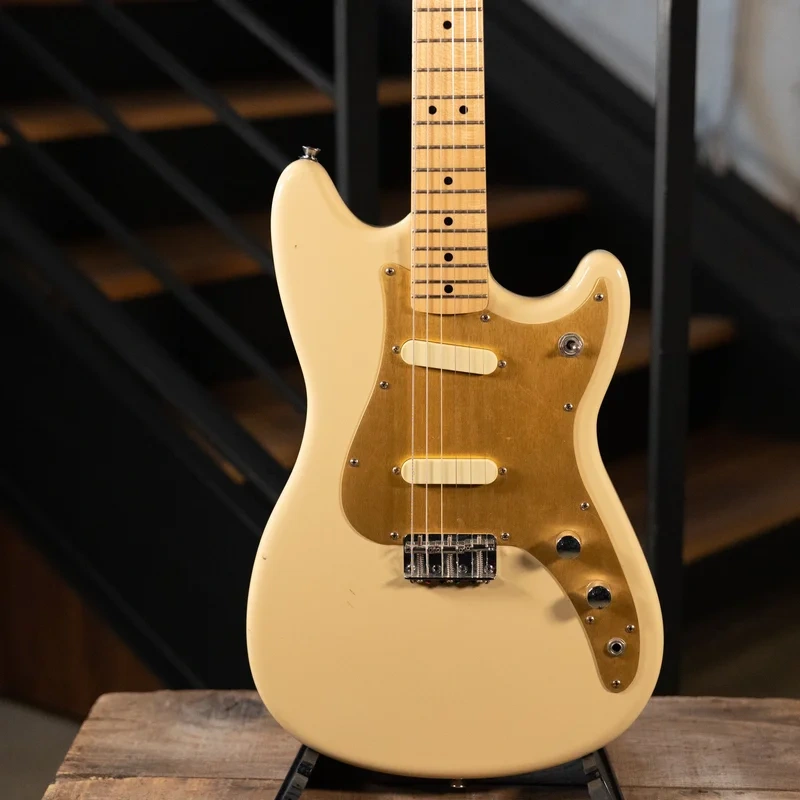 Squier 2008 Classic Vibe Duo-Sonic, Desert Sand With Case – Used