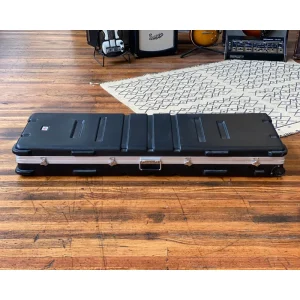Xtreme KC88 – ABS Keyboard Case 88 Keys