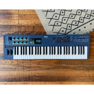 YAMAHA AN1x Analog Modeling Synthesizer