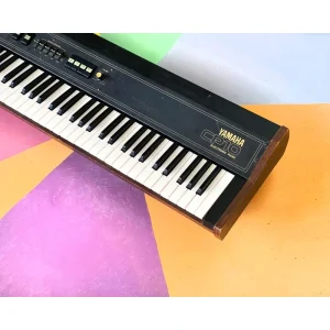 YAMAHA CP10 Electronic Piano