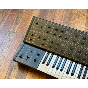 YAMAHA CS-15 w/ OHSC – 100v