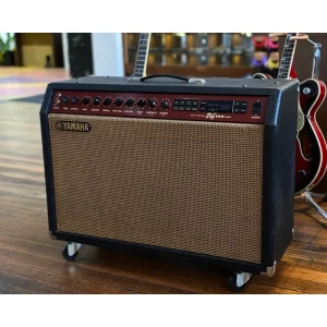 YAMAHA DG100-212 100 Watt 2X12″