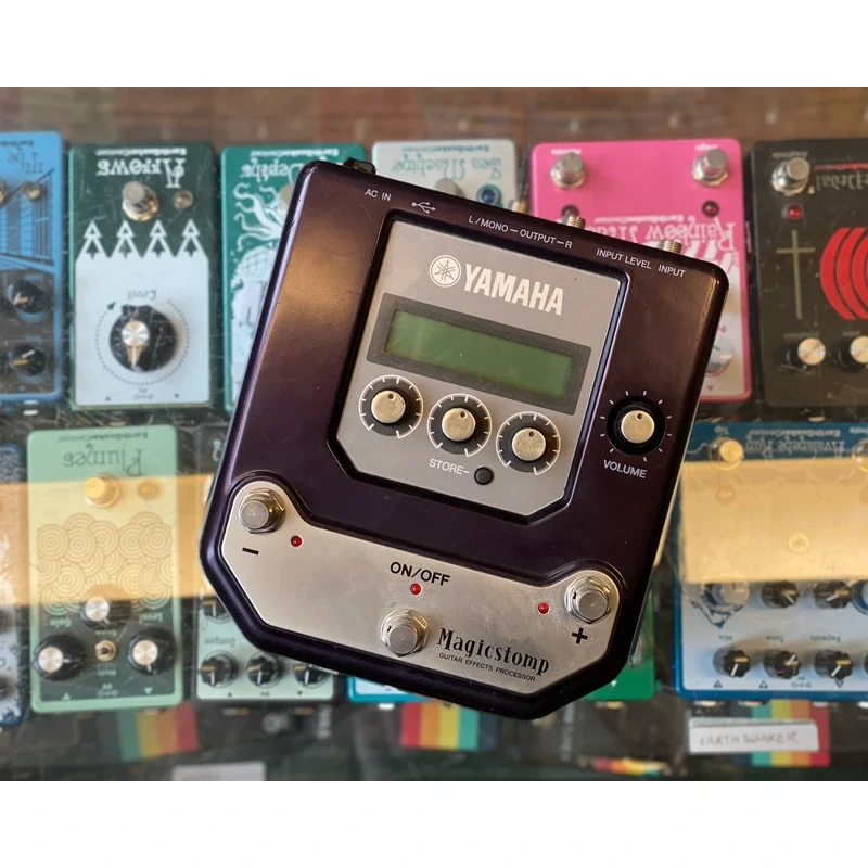 YAMAHA Magicstomp Guitar Effects Processor