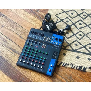 YAMAHA MG10 Mixing Console