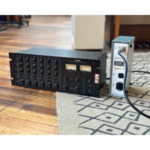 YAMAHA PM 180 Sound Reinforcement Mixer with External Power Supply & Phantom Power