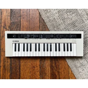 YAMAHA Reface CS 8-Note Polyphonic Virtual Analog Synthesizer
