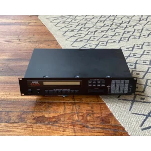 Yamaha TX802 FM Tone Generator