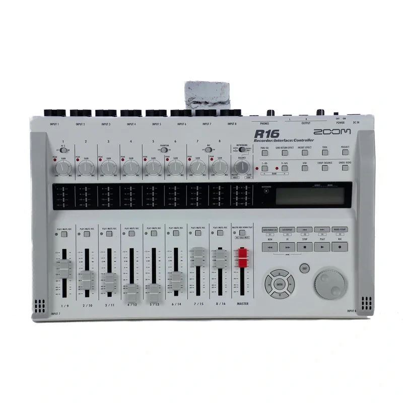 Zoom R16 Recorder – Used