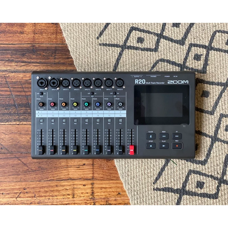 Zoom R20 Multi Track Recorder